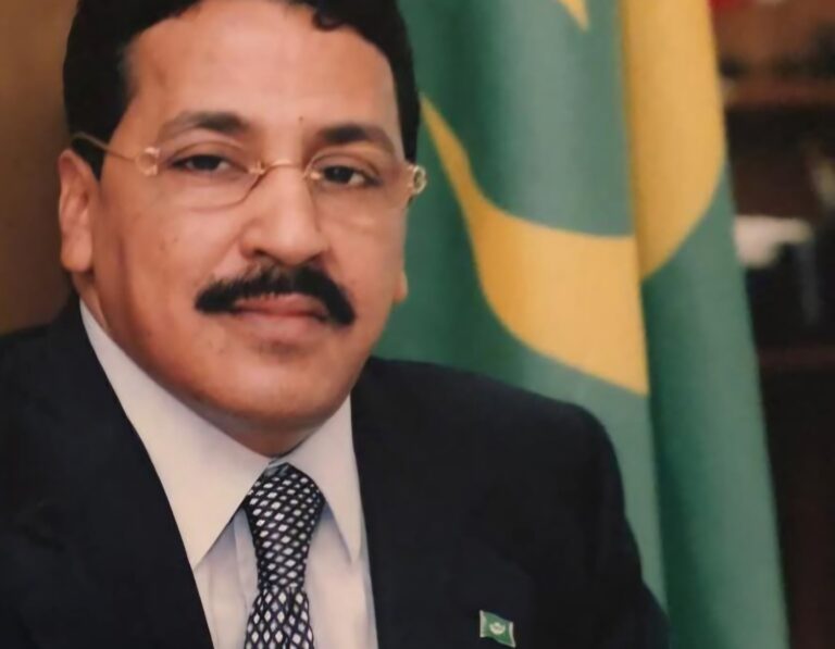 مرسوم رئاسي جديد يعين رئيس اللجنة الوطنية لحقوق الإنسان