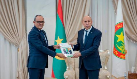 رئيس الجمهورية يتسلم من رئيس السلطة العليا للصحافة التقرير السنوي 2025