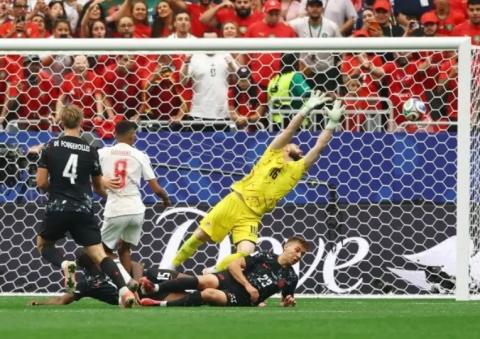 تأهل المنتخب المغربي إلى الدور ربع النهائي