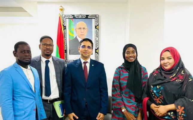 تنصيب أعضاء اللجنة الفنية المكلفة بتنظيم مسابقة "أفضل صانع محتوى على شبكات التواصل الاجتماعي "